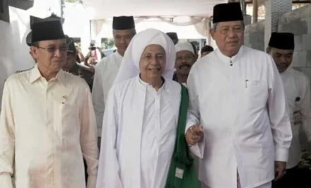 SBY dan Habib Luthfi
