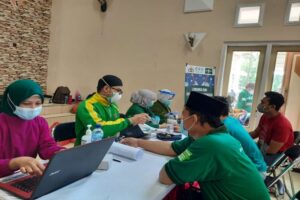 Tenaga Kesehatan Klinik NU Cilacap