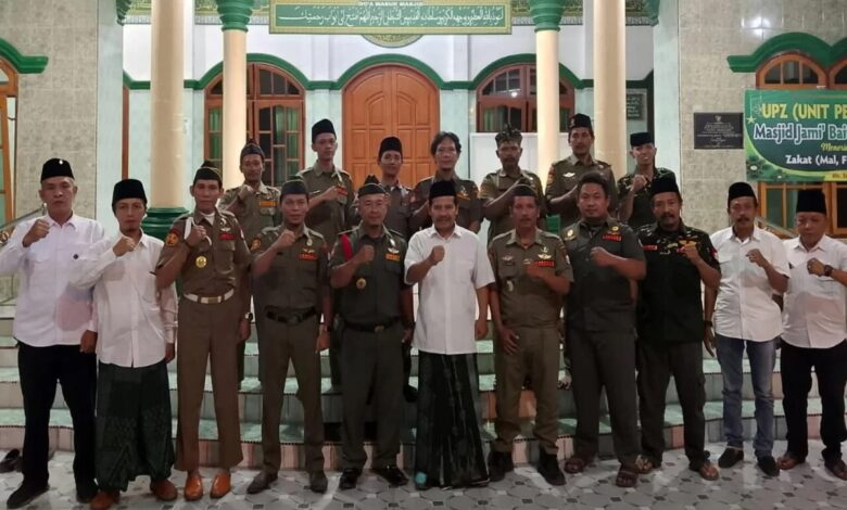 Banser kunjungi Ketua NU Cilacap