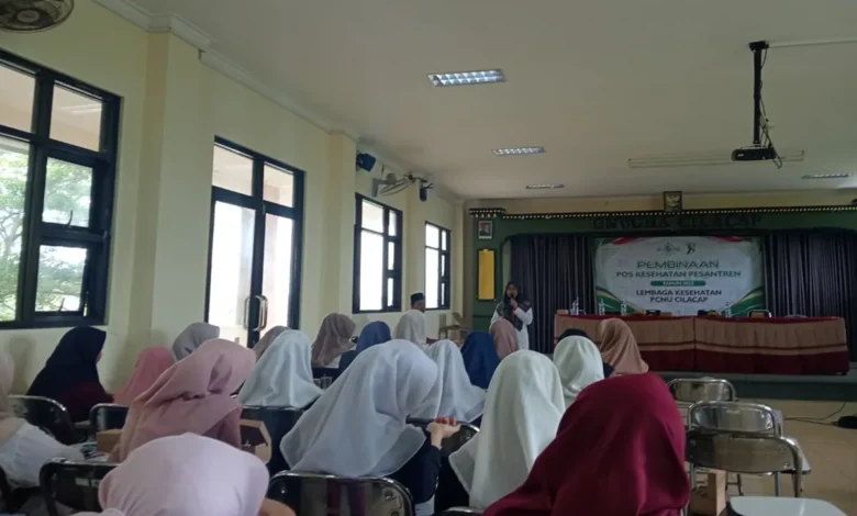 LKNU Cilacap gelar pembinaan pos kesehatan pesantren untuk santri