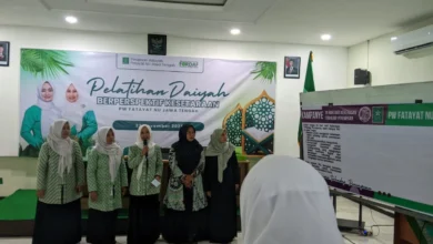 Ketua PW Fatayat NU jawa Tengah Tazkiyatul Mutmainnah pimpin Deklarasi 16 Hari Tanpa Kekerasan, Ahad 923/11/2025)