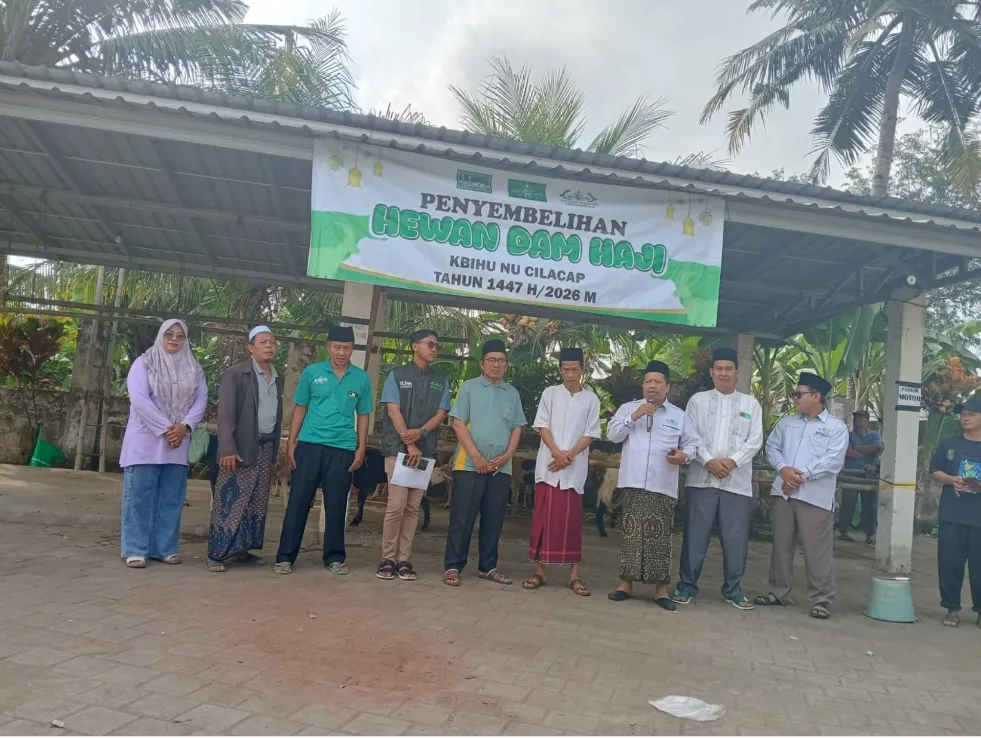 Ketua PCNU Cilacap KH Paiman Sahlan saat membuka penyembelihan dam haji (28/05/2026)