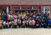Edukasi Menabung Sejak Dini digelar mahasiwa KKN UNUGHA untuk siswa SD dii Desa Bengbulang