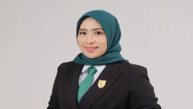 Indah Mayasari, Politikus dan aktifis perempuan