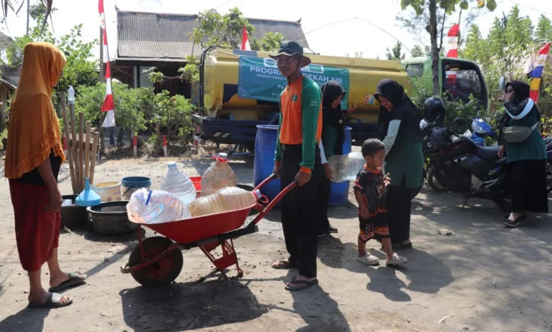 Sedekah air bersih NU Cilacap Peduli mencapai 352 ribu liter