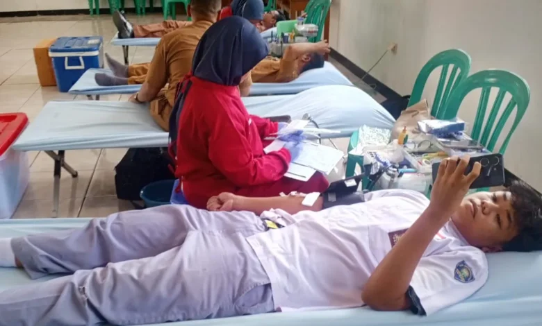 aksi donor darah Muhammadiyah Karangpucung meriahkan hari santri 2026